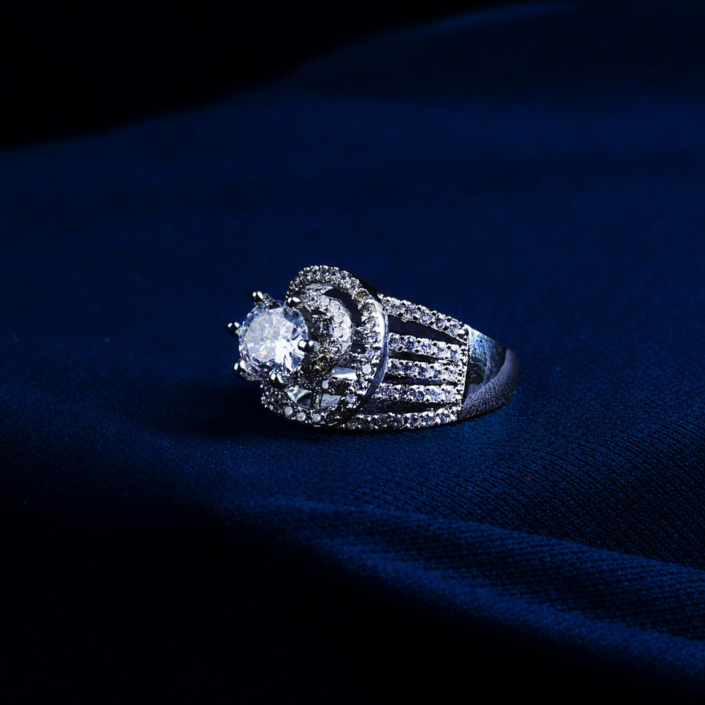 Diamond Mirage Halo Ring