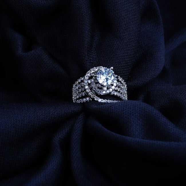 Diamond Mirage Halo Ring