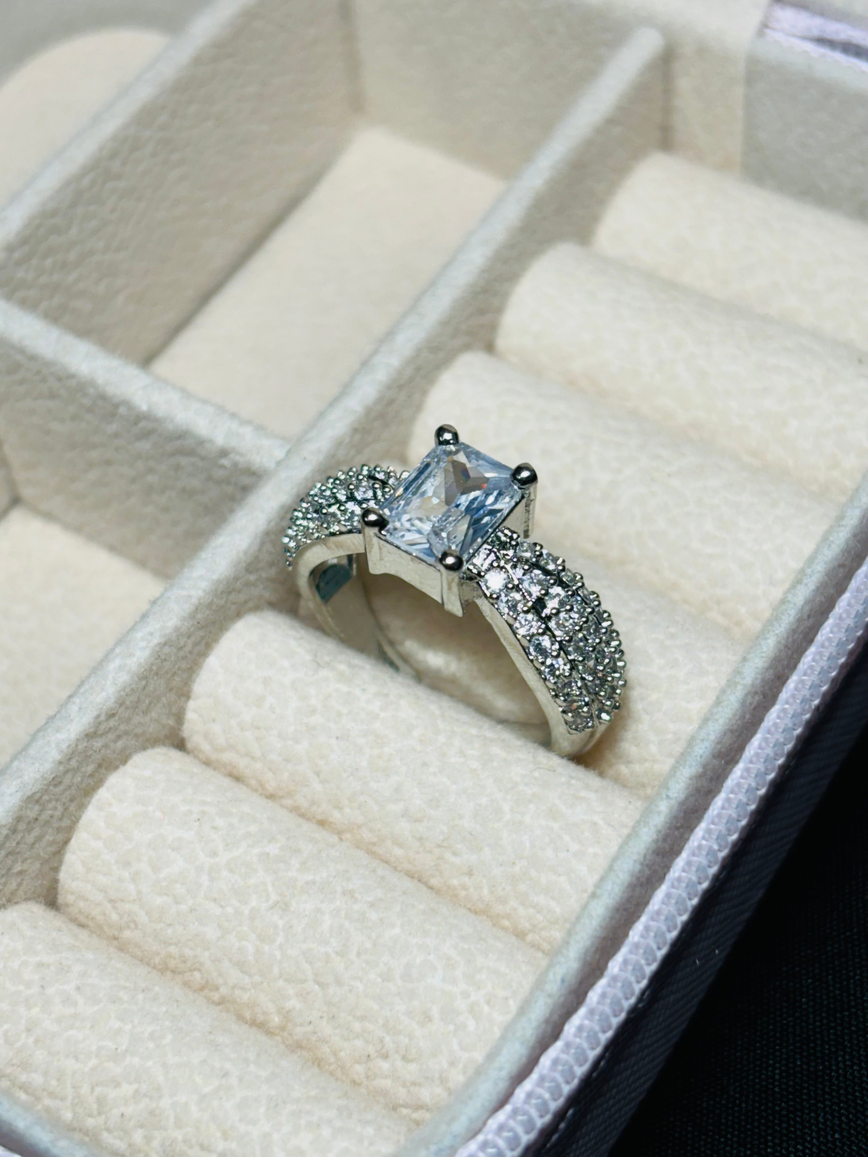 Elegance Square Halo Ring