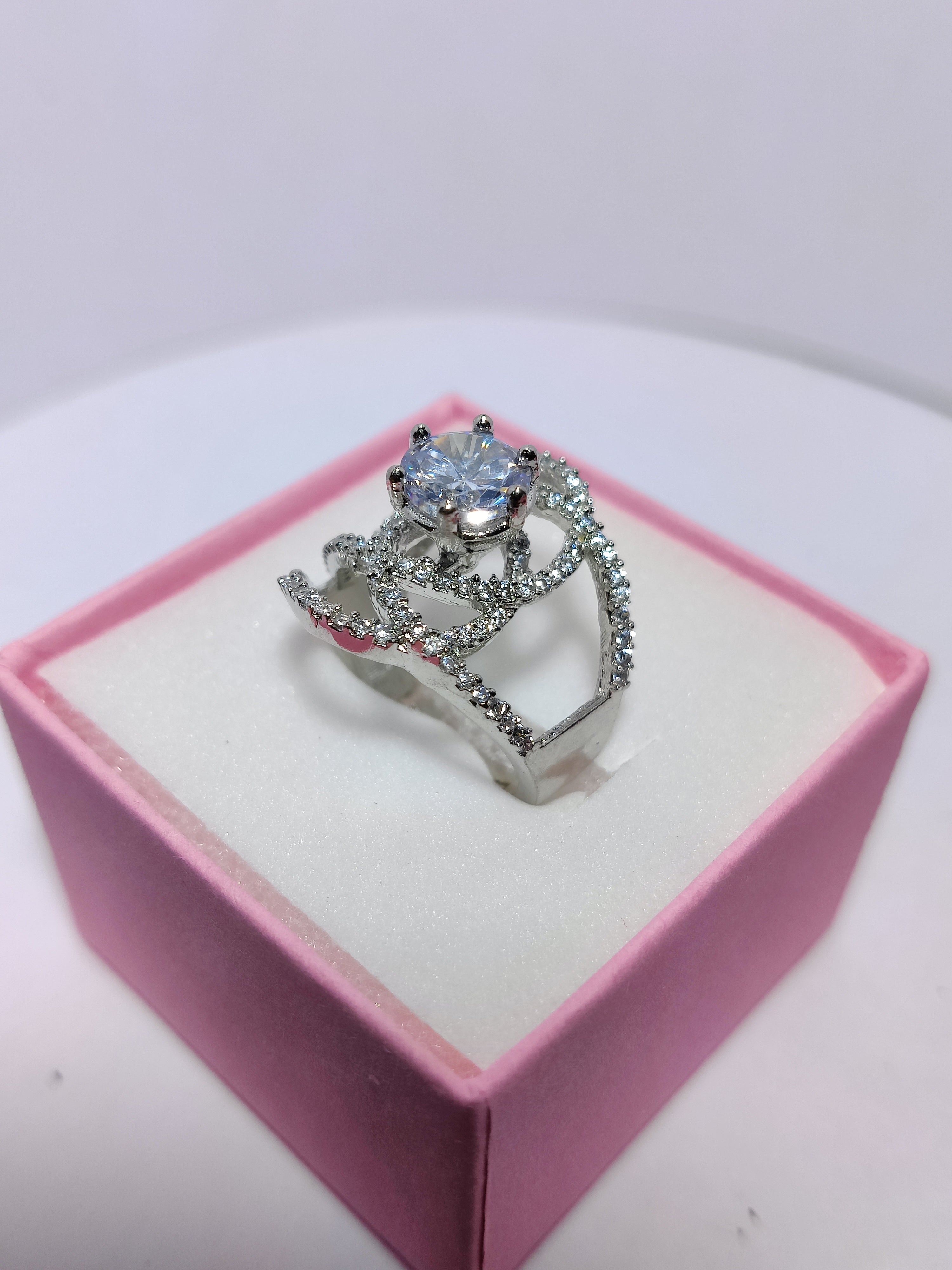 Diamond Gleam Heritage Ring