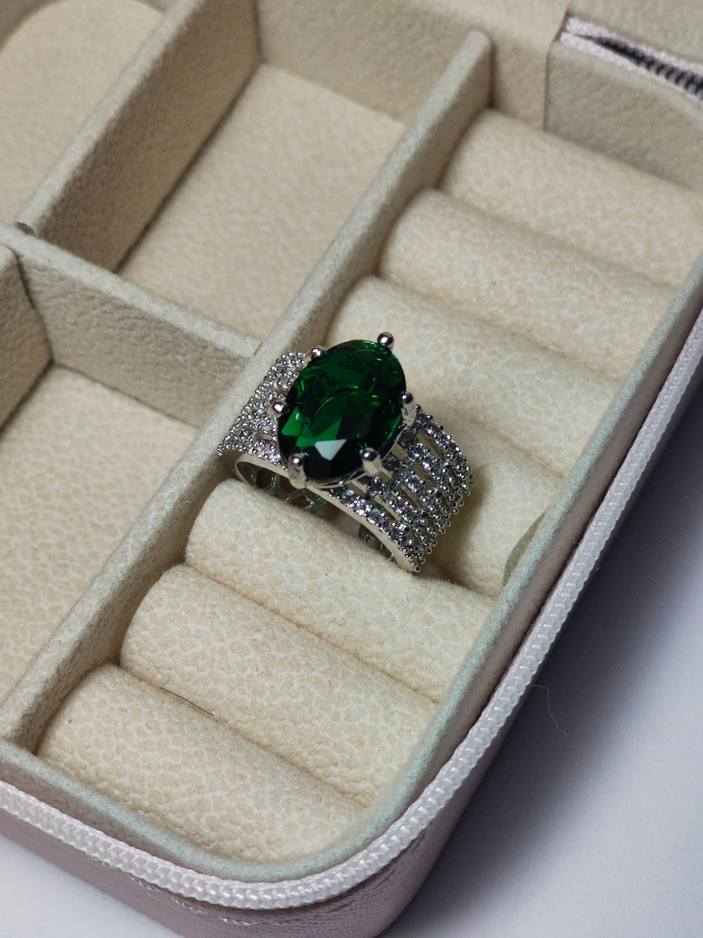 Platinum Crest Diamond Ring