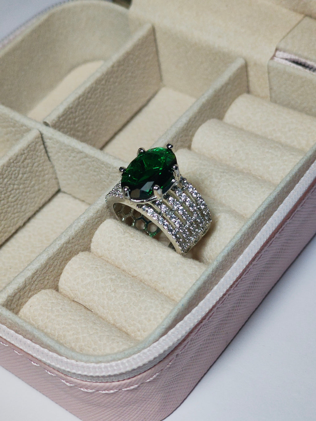 Platinum Crest Diamond Ring