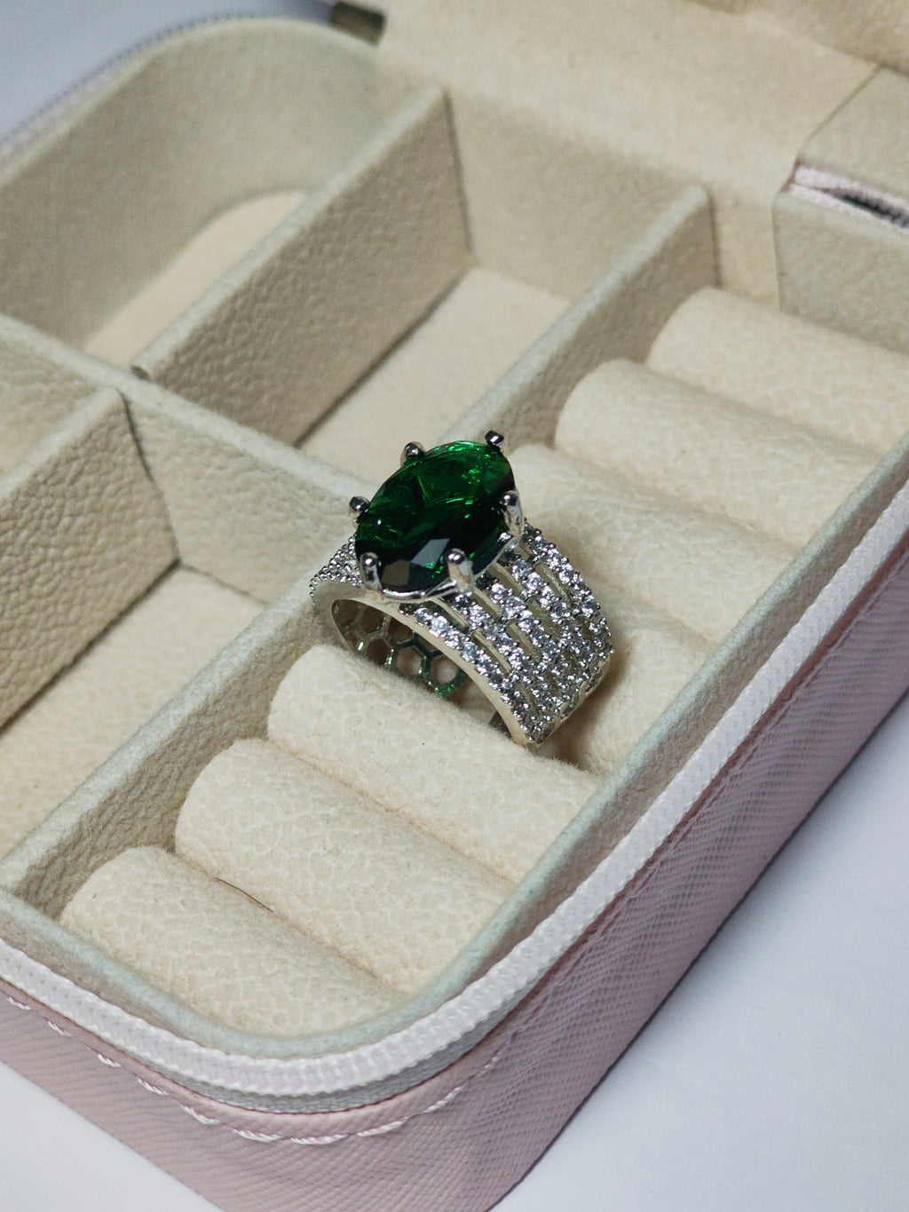 Platinum Crest Diamond Ring