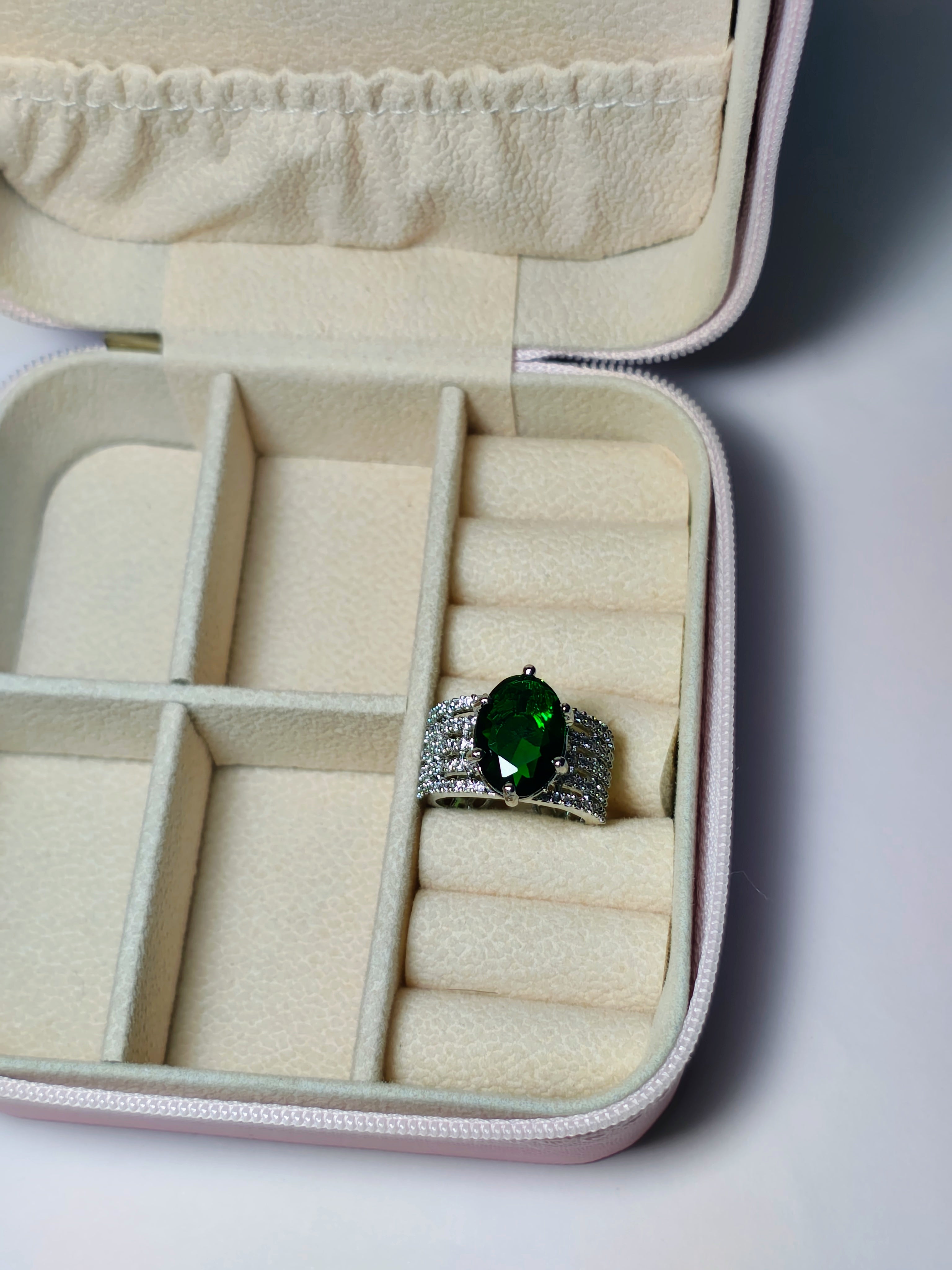 Platinum Crest Diamond Ring
