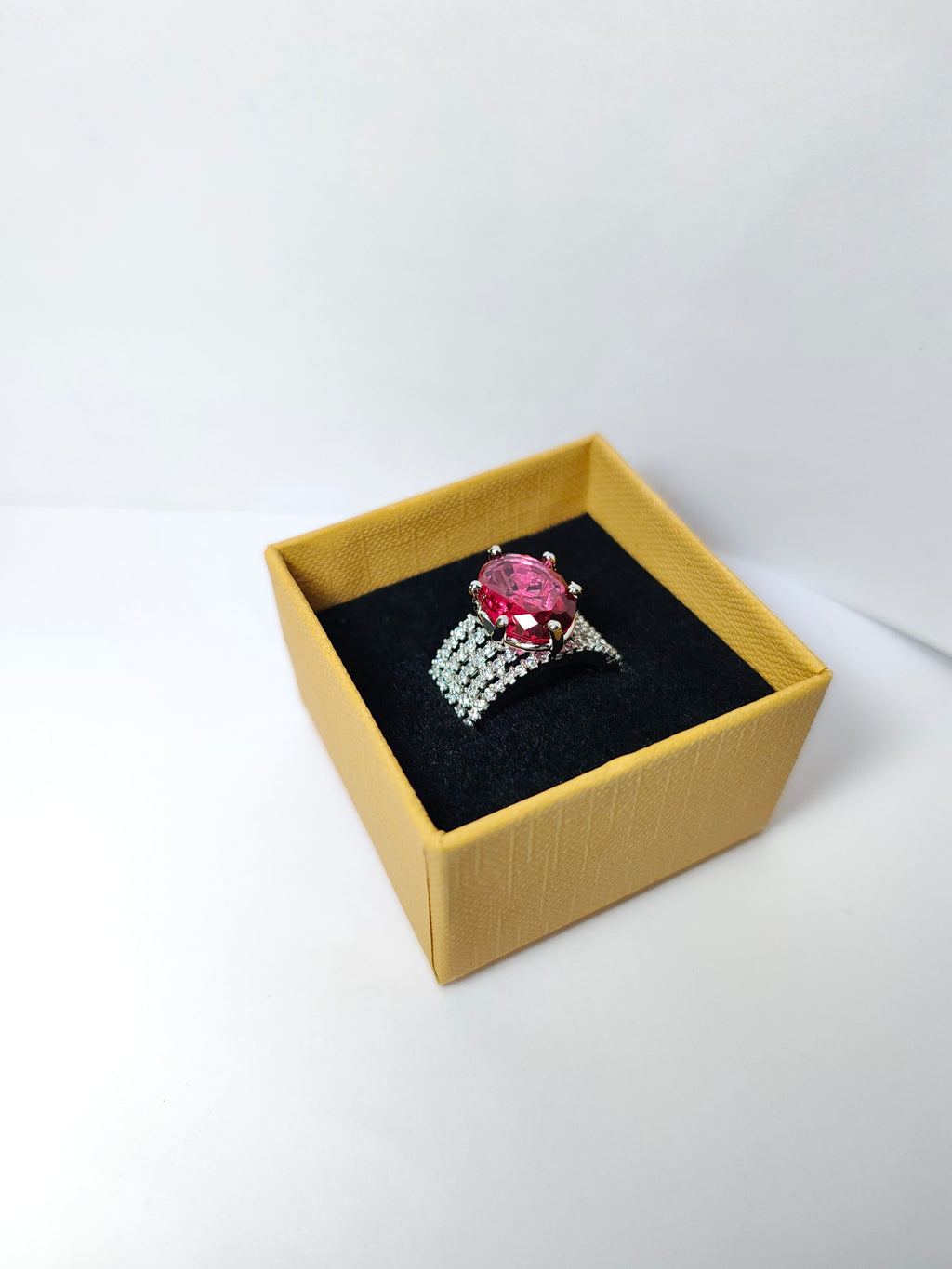 Platinum Crest Diamond Ring