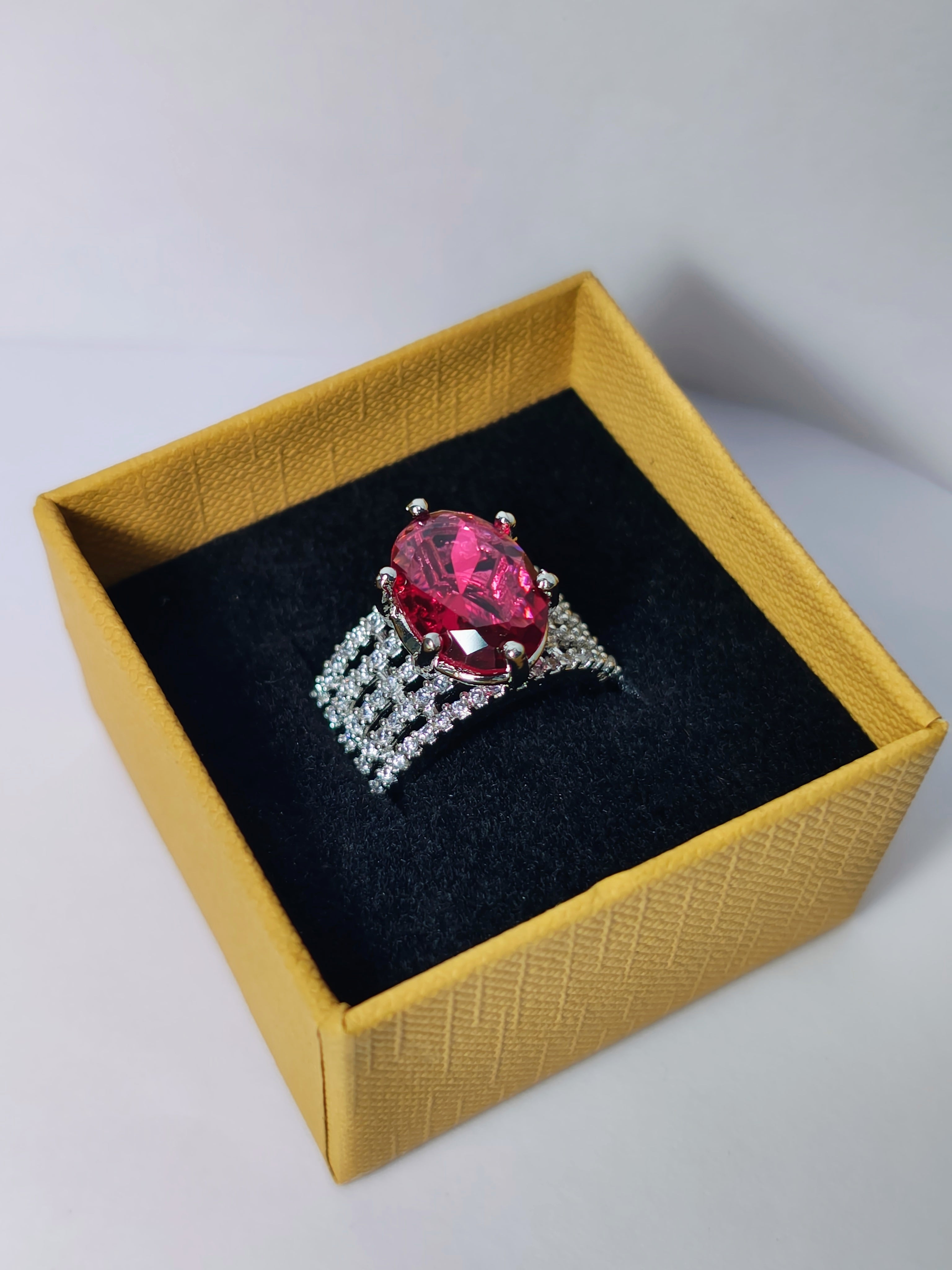 Platinum Crest Diamond Ring