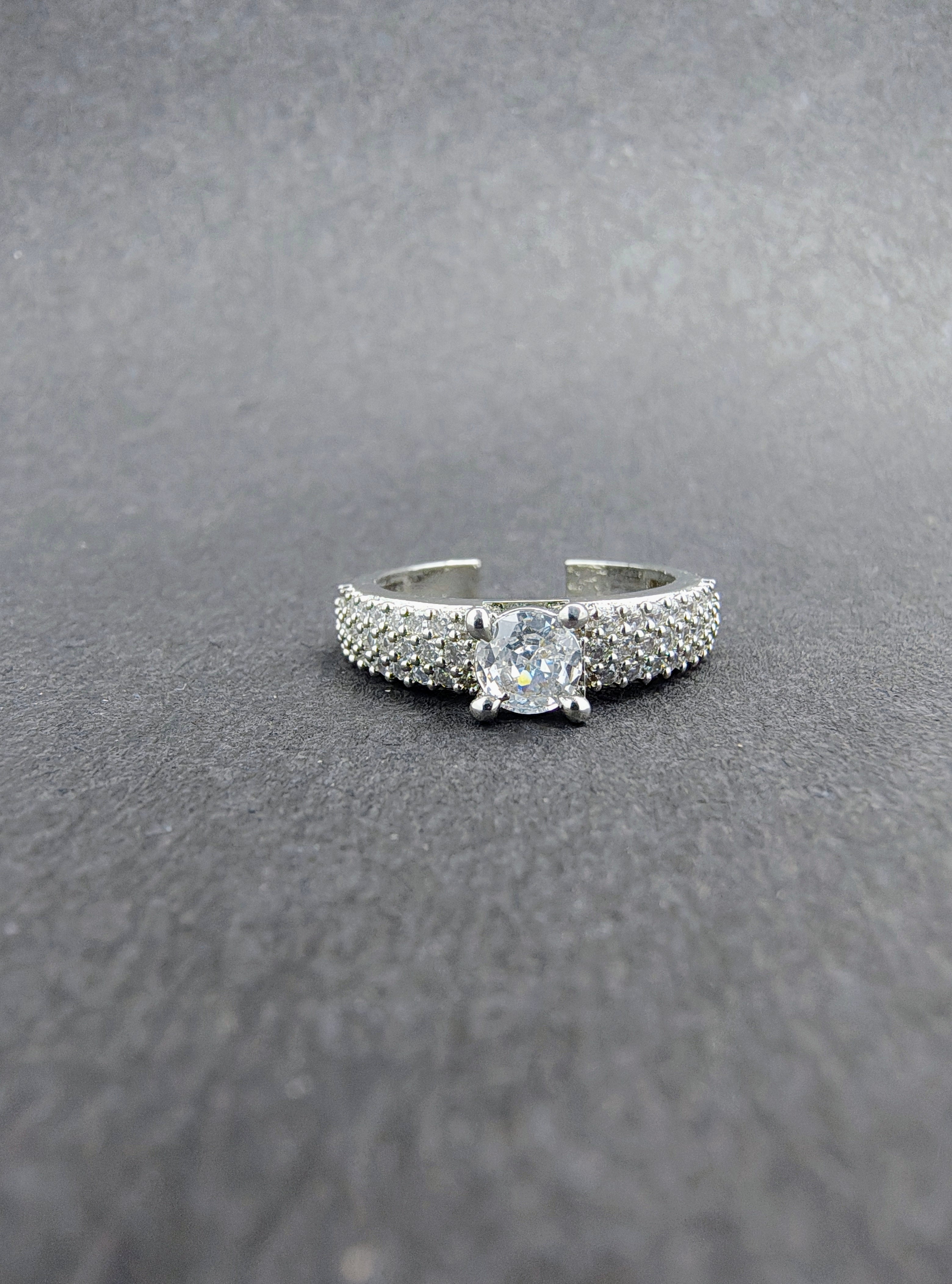 Regal Reflection Diamond Ring