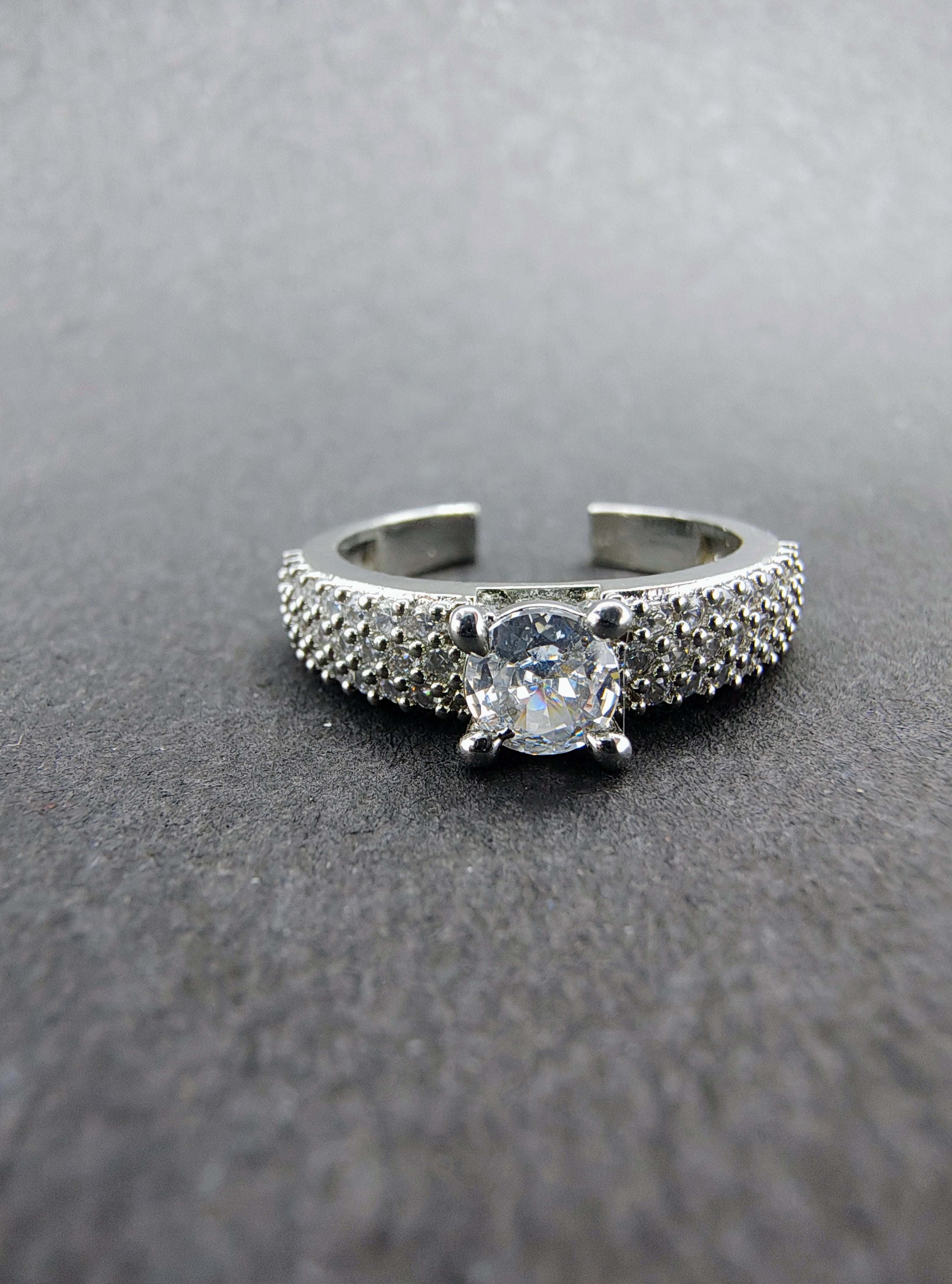 Regal Reflection Diamond Ring