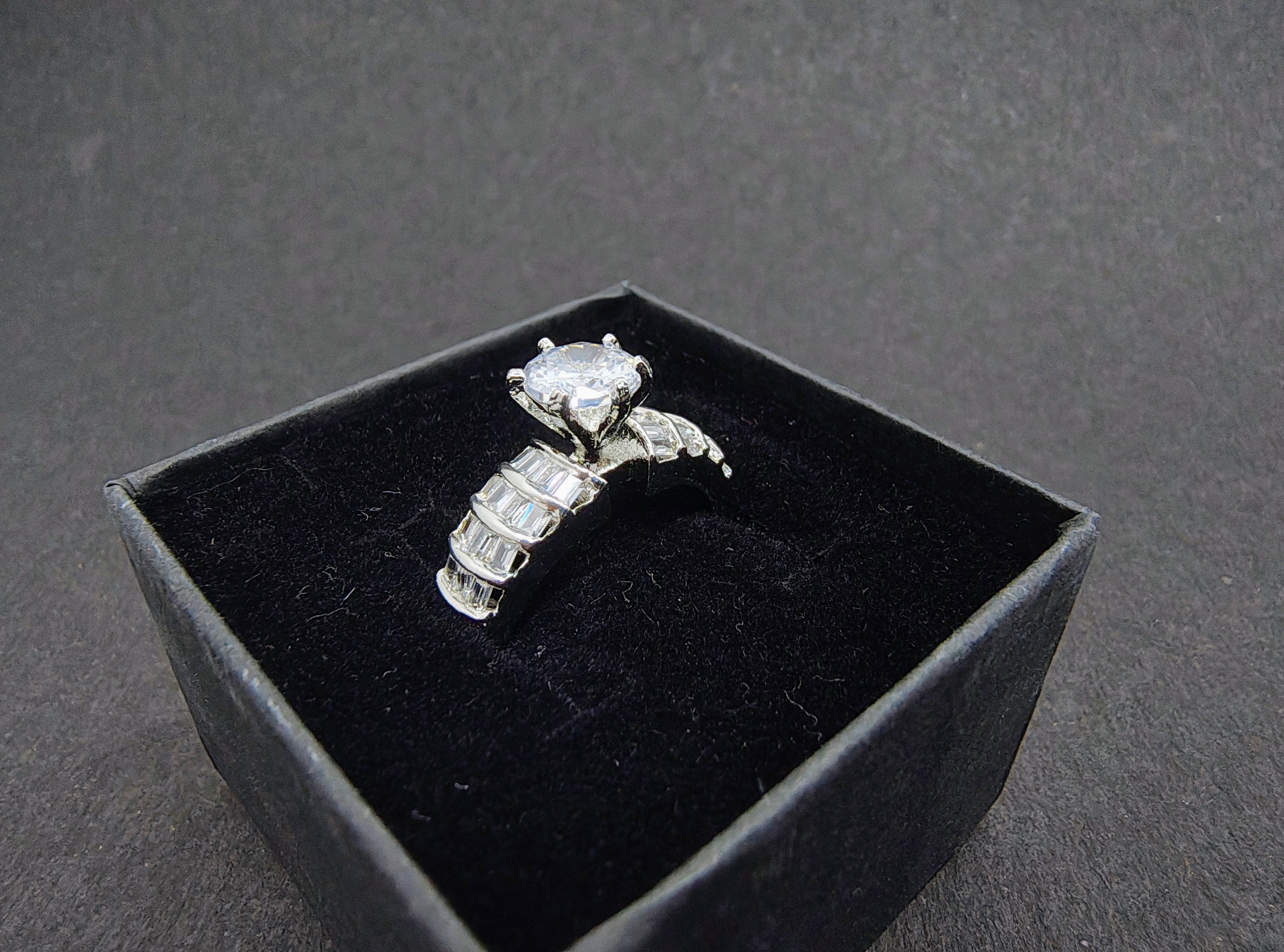 Pure Majesty Halo Ring