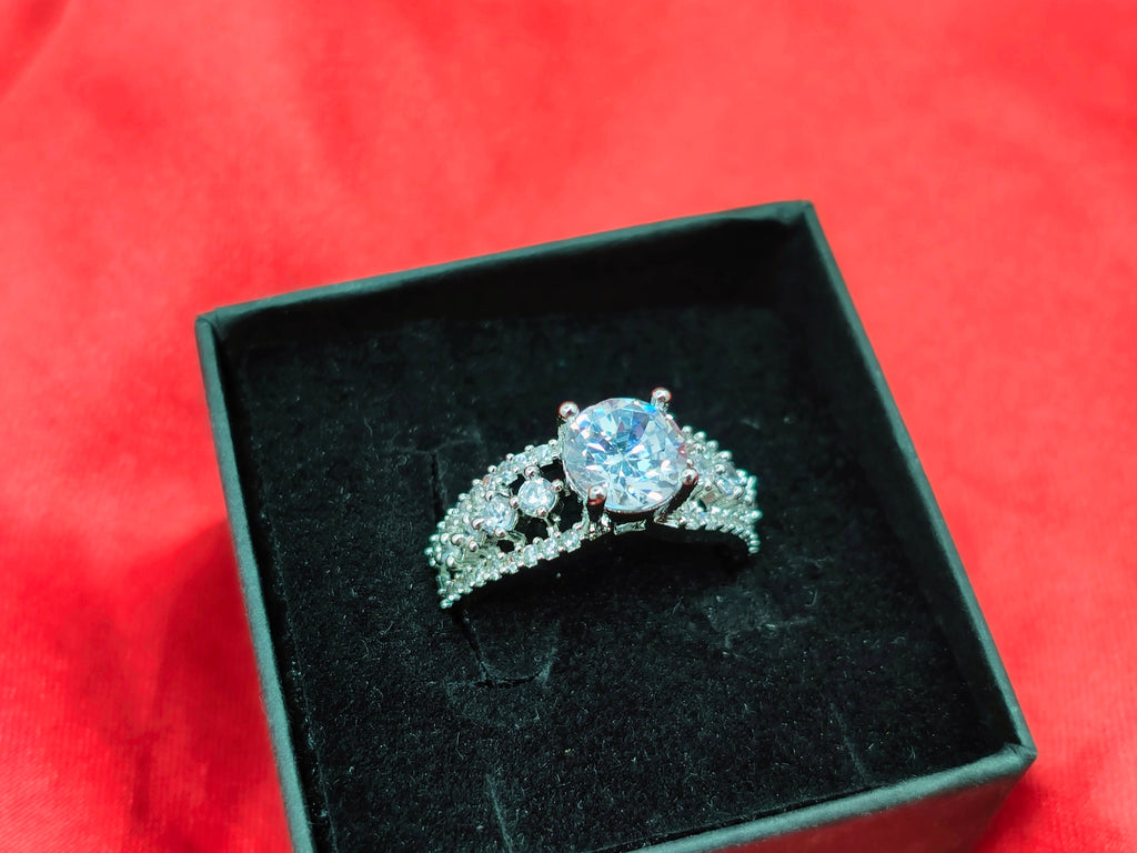 Royal Frost Diamond Ring