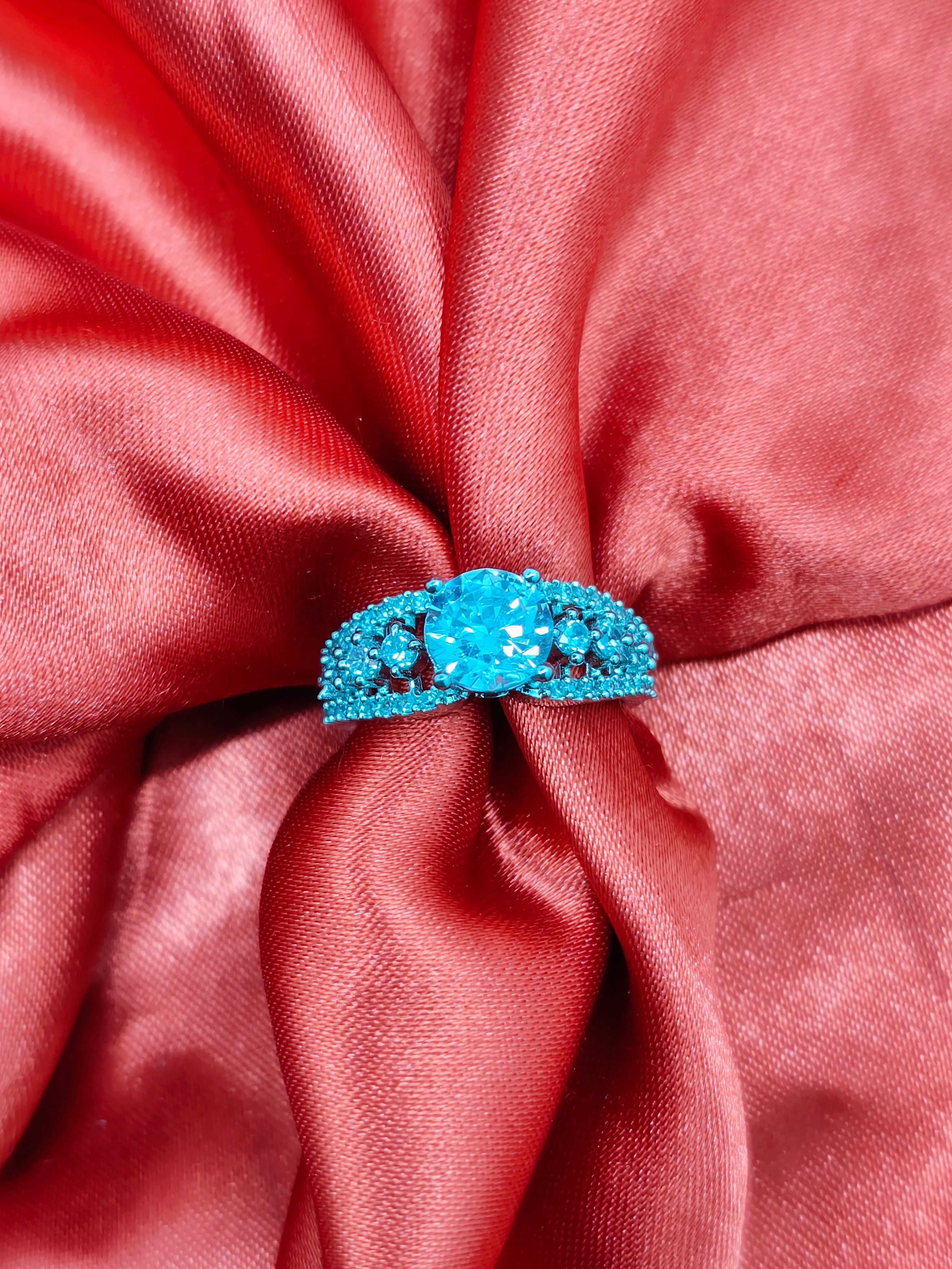 Royal Frost Diamond Ring