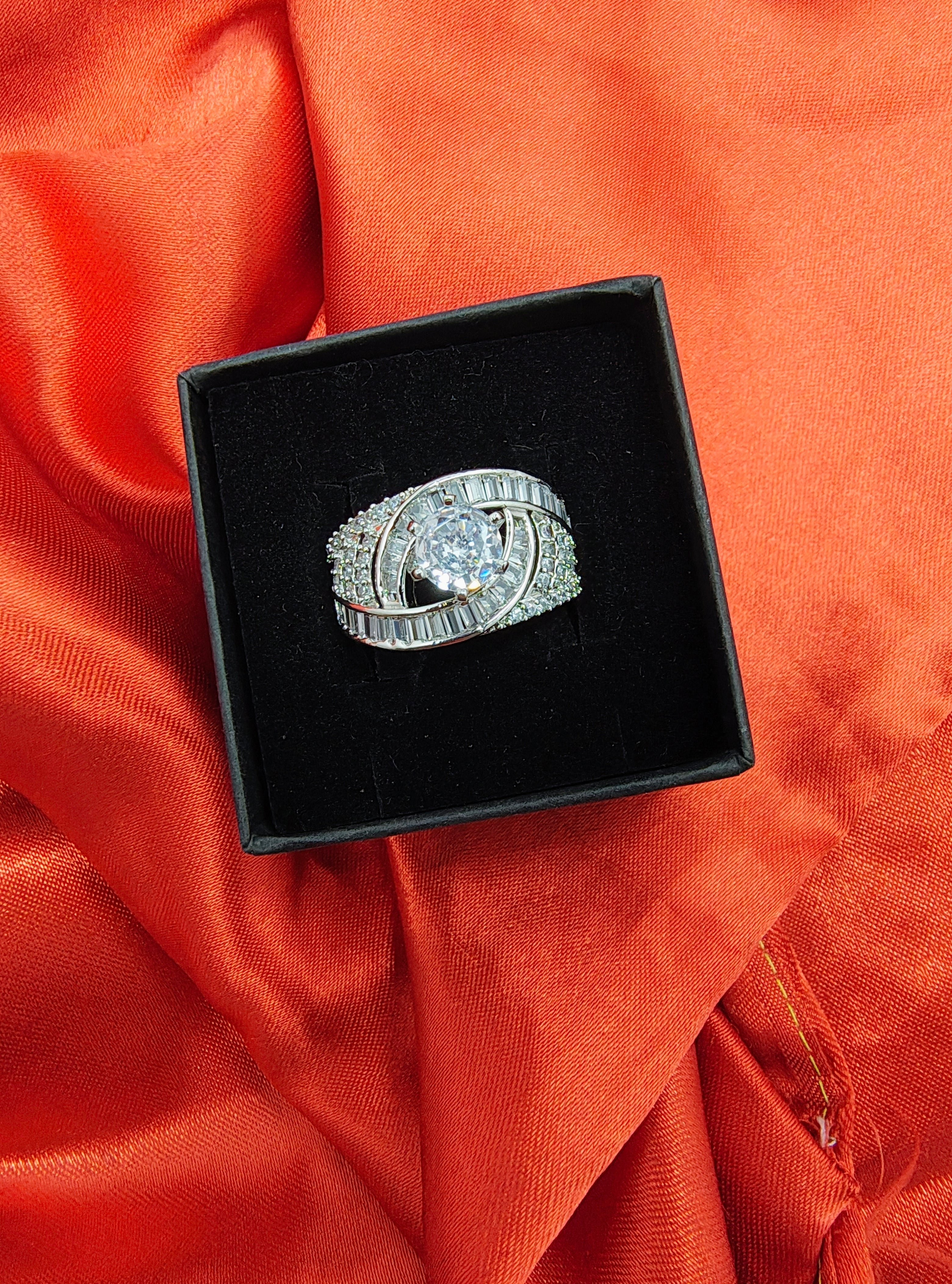 Diamond Verve Engagement Ring