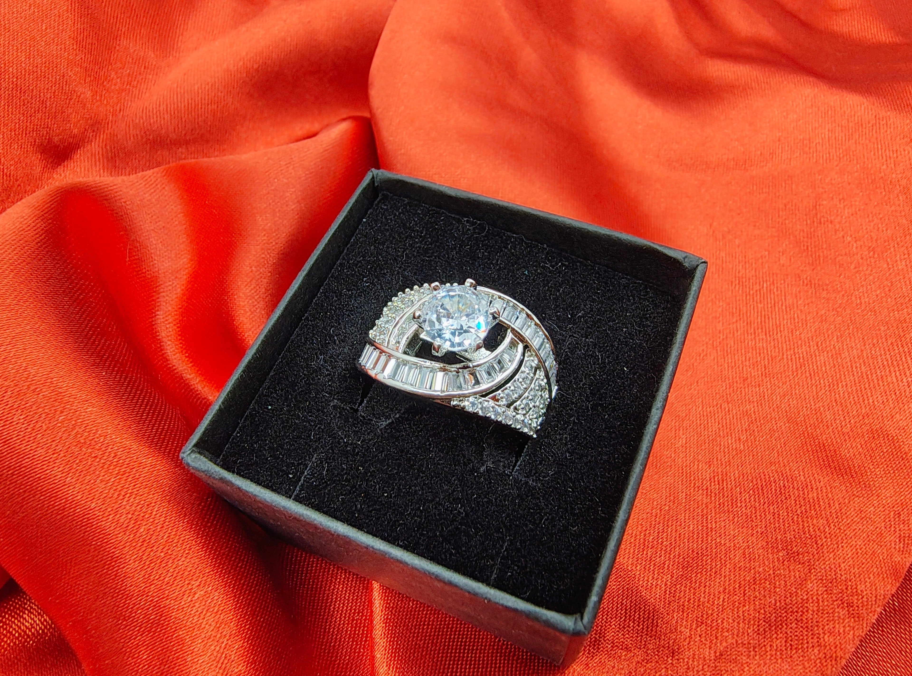 Diamond Verve Engagement Ring
